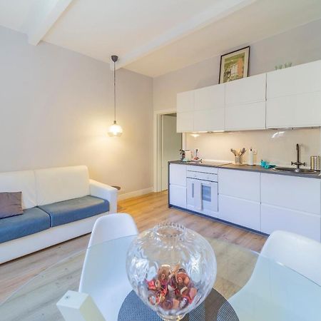 Armadillo House - Elegante Casa Vacanza A Parma Ngoại thất bức ảnh